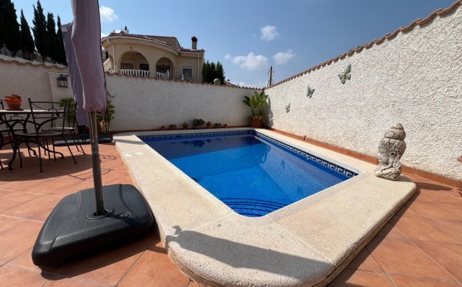 Resale - Villa -
Ciudad Quesada - Costa Blanca