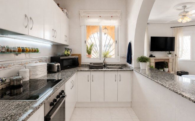 Resale - Villa -
Ciudad Quesada - Costa Blanca