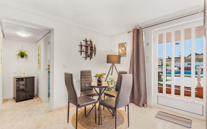 Revente - Villa -
Torrevieja - Los Balcones - Los Altos del Edén