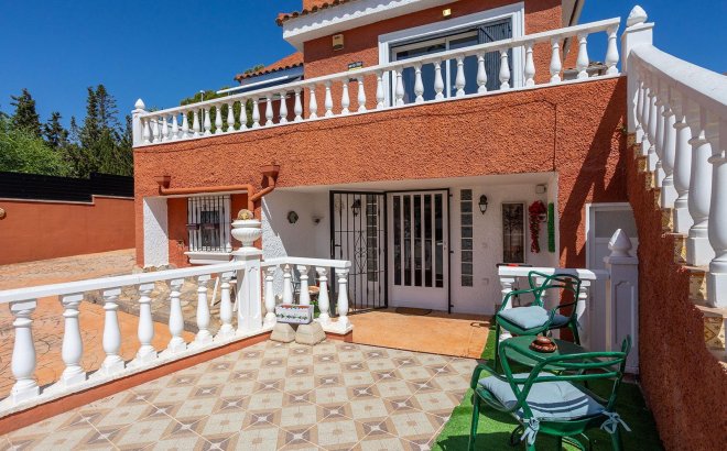 Revente - Villa -
Torrevieja - Los Balcones - Los Altos del Edén