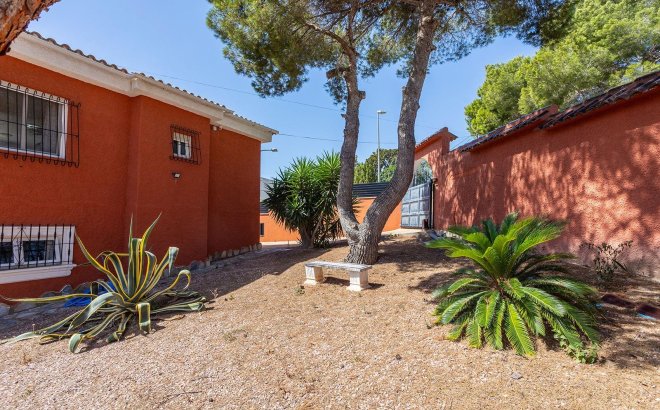 Revente - Villa -
Torrevieja - Los Balcones - Los Altos del Edén