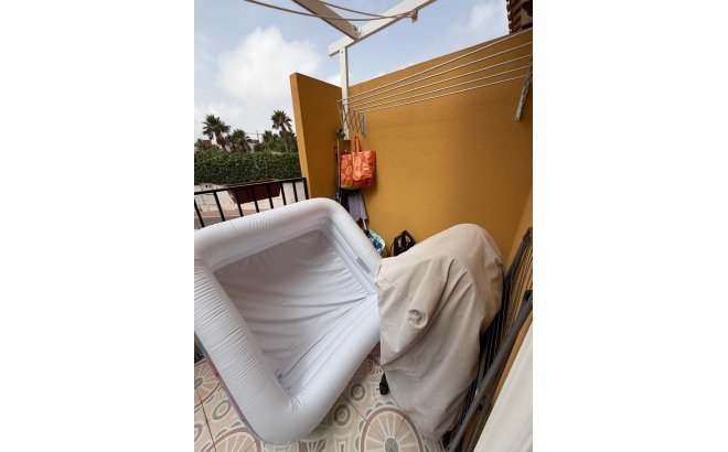 Resale - Bungalow -
Torrevieja - Zona Los Frutales