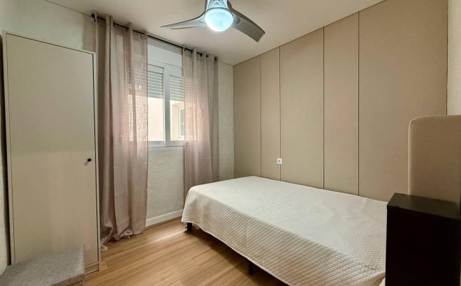 Resale - Apartment -
Torrevieja - Acequion
