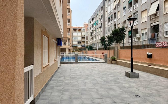 Resale - Apartment -
Torrevieja - Acequion