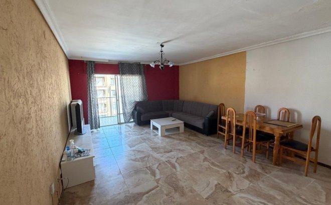 Resale - Apartment -
Torrevieja - Acequion
