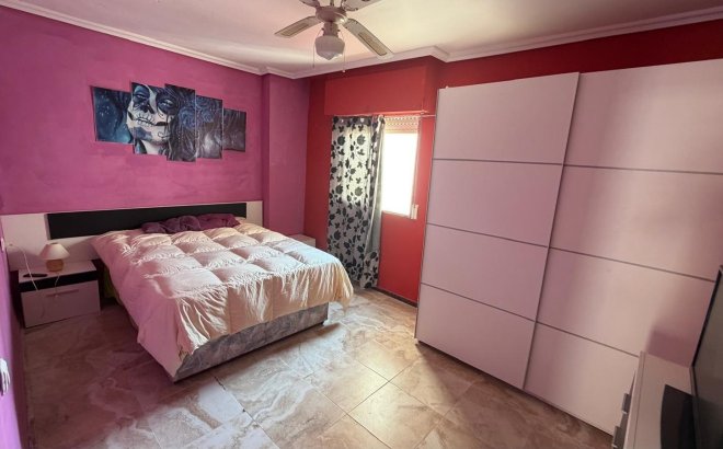 Resale - Apartment -
Torrevieja - Acequion