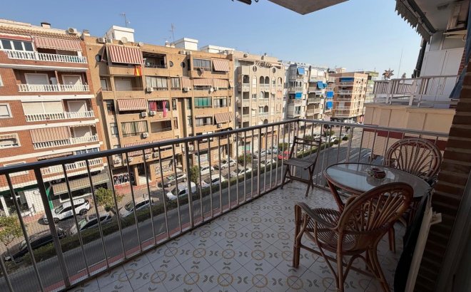 Resale - Apartment -
Torrevieja - Acequion