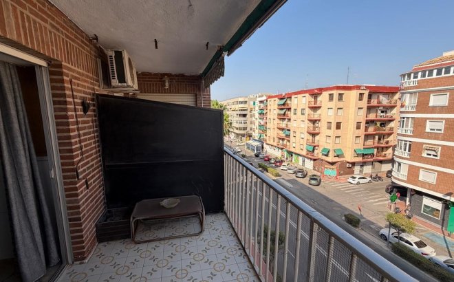 Resale - Apartment -
Torrevieja - Acequion