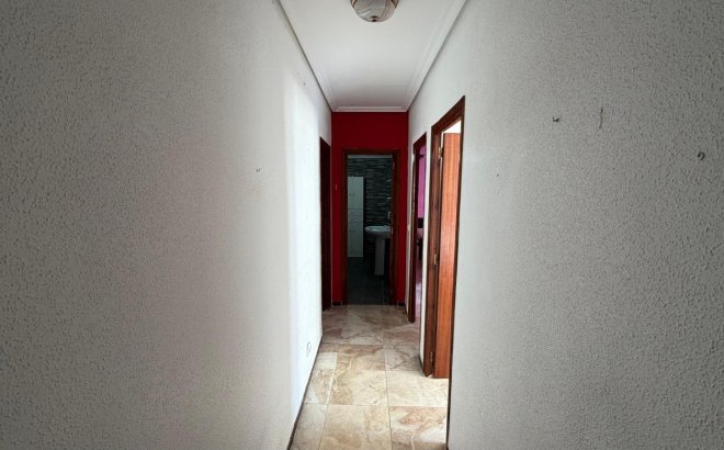 Resale - Apartment -
Torrevieja - Acequion