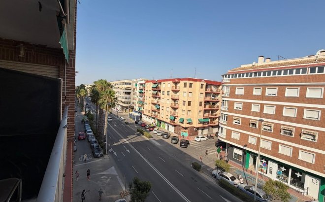 Resale - Apartment -
Torrevieja - Acequion
