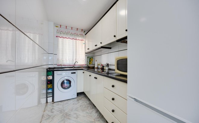 Resale - Apartment -
Torrevieja - Costa Blanca