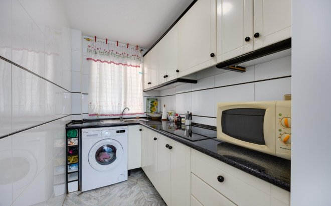 Resale - Apartment -
Torrevieja - Costa Blanca