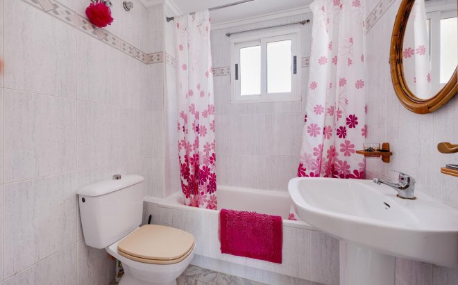 Resale - Apartment -
Torrevieja - Costa Blanca