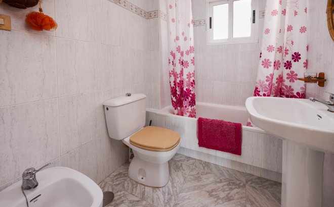 Resale - Apartment -
Torrevieja - Costa Blanca