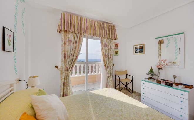 Resale - Apartment -
Torrevieja - Costa Blanca