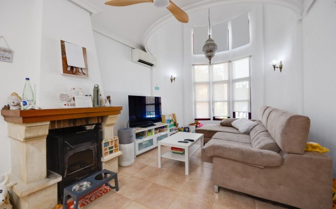 Resale - Villa -
San Fulgencio - Costa Blanca