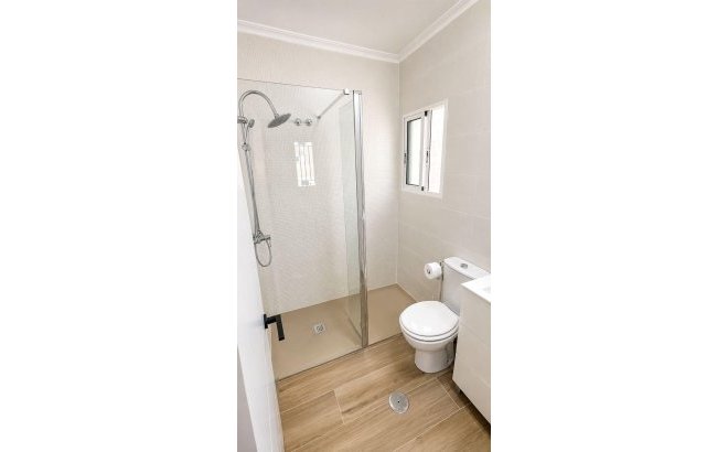 Revente - Town House -
Orihuela Costa - La Zenia