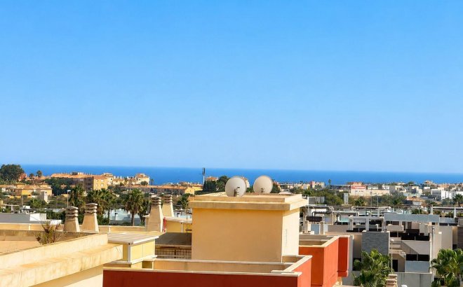 Resale - Penthouse -
Orihuela Costa - Lomas de Cabo Roig