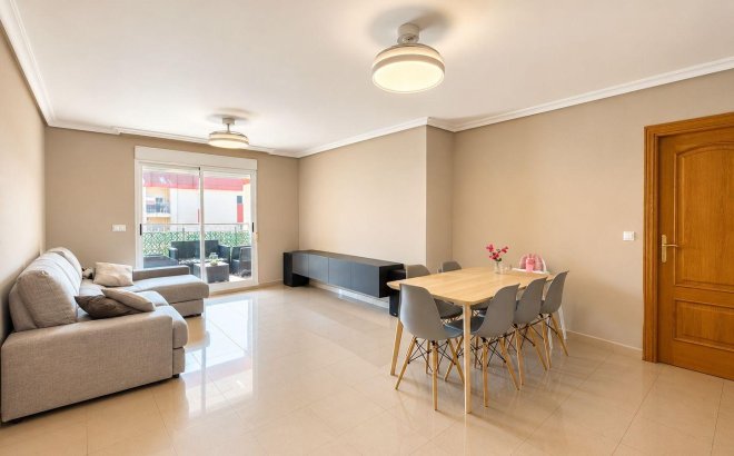 Resale - Penthouse -
Orihuela Costa - Lomas de Cabo Roig