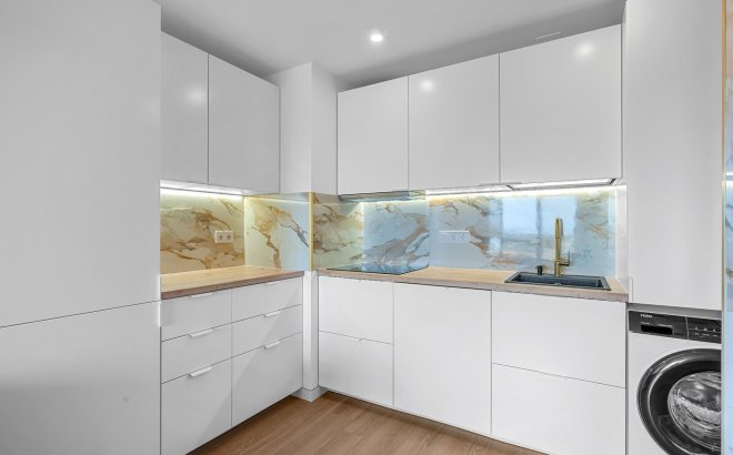 Resale - Apartment -
Torrevieja - Punta Prima
