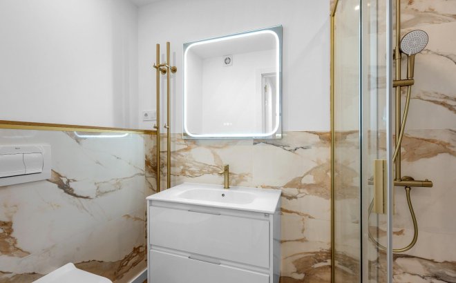 Resale - Apartment -
Torrevieja - Punta Prima