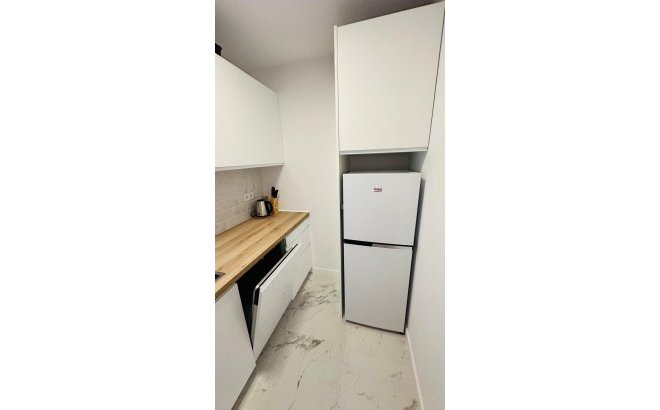 Resale - Apartment -
Torrevieja - Acequion