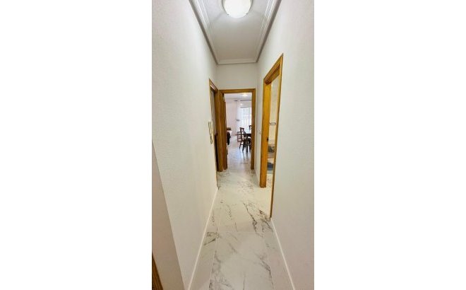 Resale - Apartment -
Torrevieja - Acequion