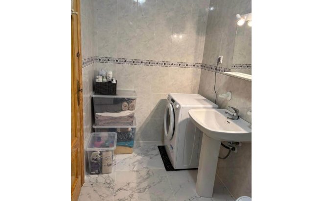 Resale - Apartment -
Torrevieja - Acequion