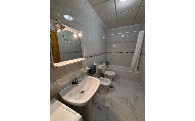 Resale - Apartment -
Torrevieja - Acequion