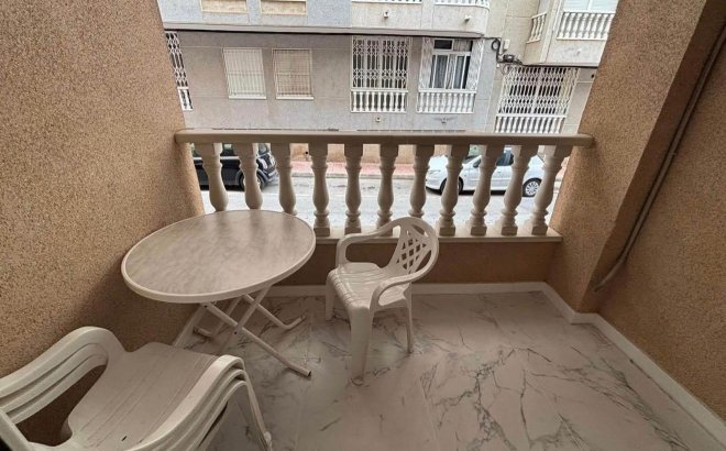 Resale - Apartment -
Torrevieja - Acequion