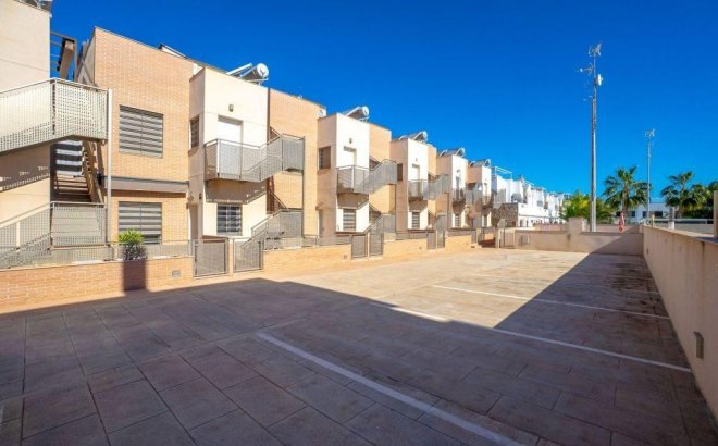 Resale - Penthouse -
Pilar de la Horadada - Costa Blanca