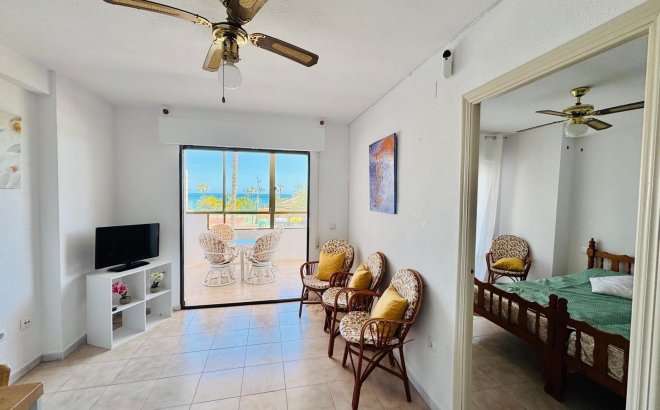 Revente - Appartement -
Torrevieja - Cabo Cervera
