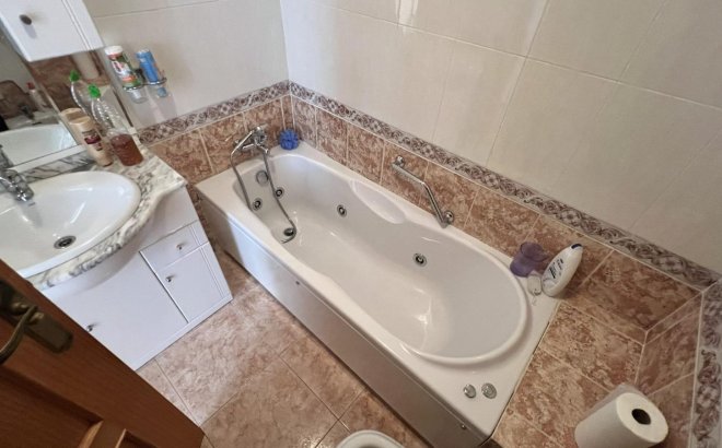 Resale - Villa -
Torrevieja - Aguas Nuevas