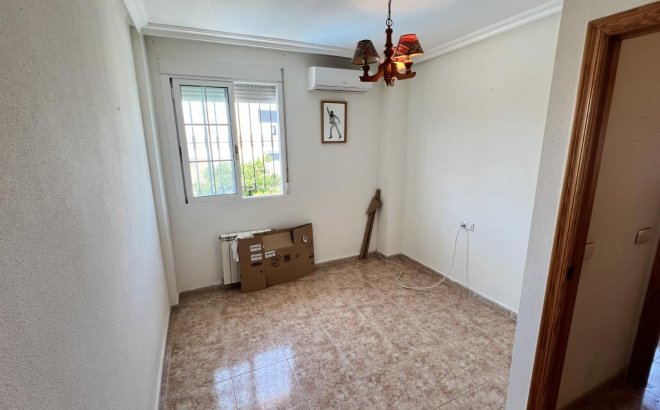 Resale - Villa -
Torrevieja - Aguas Nuevas