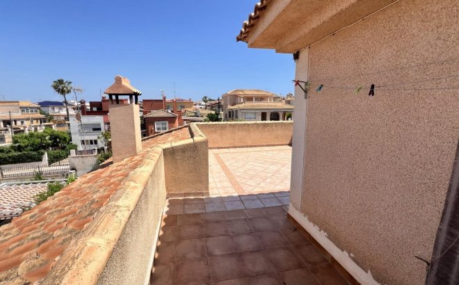 Resale - Villa -
Torrevieja - Aguas Nuevas