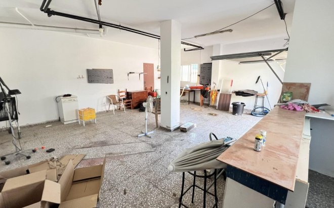 Resale - Villa -
Torrevieja - Aguas Nuevas