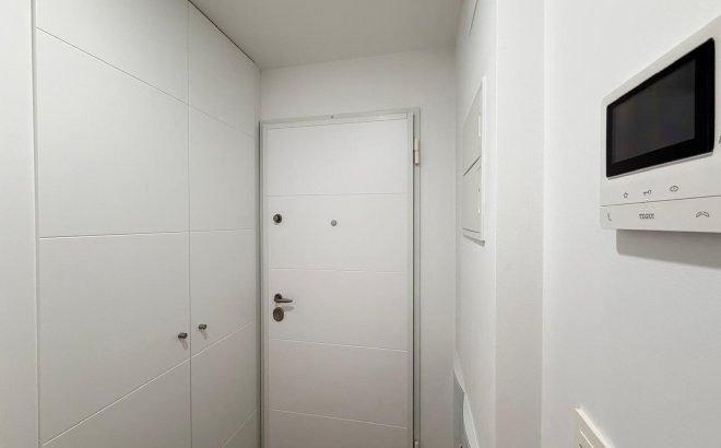 Resale - Apartment -
Torrevieja - Estacion De Autobuses