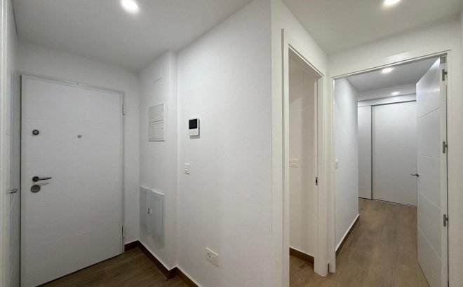 Resale - Apartment -
Torrevieja - Estacion De Autobuses
