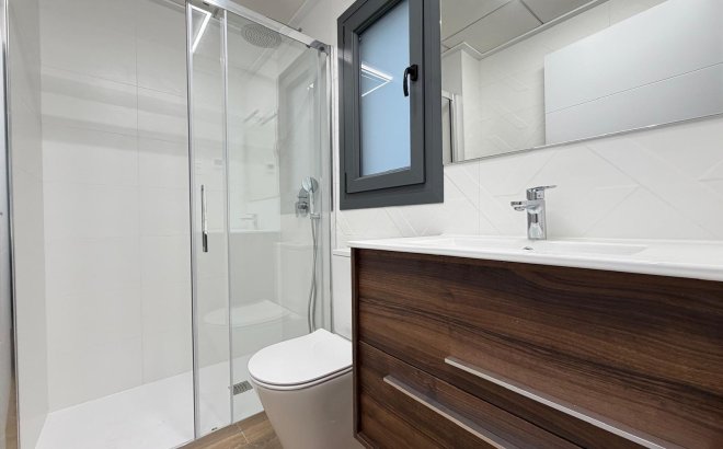 Resale - Apartment -
Torrevieja - Estacion De Autobuses