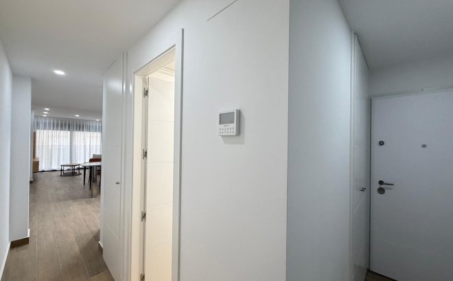 Resale - Apartment -
Torrevieja - Estacion De Autobuses