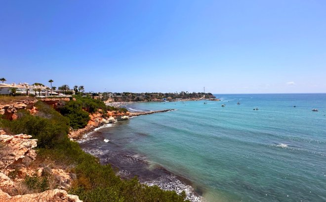 Resale - Apartment -
Orihuela Costa - Costa Blanca