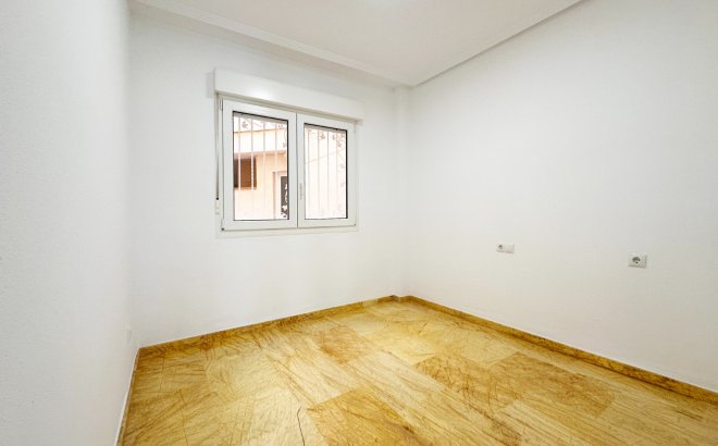 Resale - Apartment -
Orihuela Costa - Costa Blanca