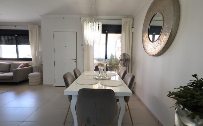 Resale - Dúplex -
Orihuela Costa - Costa Blanca