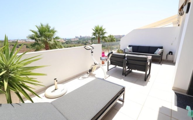 Resale - Dúplex -
Orihuela Costa - Costa Blanca