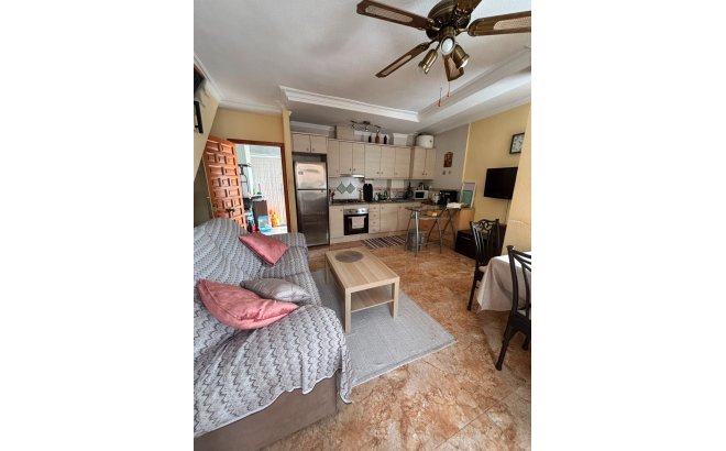 Resale - Apartment -
Torrevieja - Estacion De Autobuses