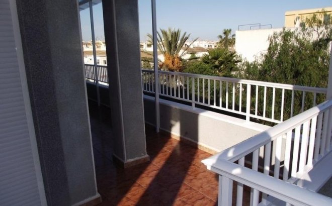 Resale - Apartment -
Torrevieja - Estacion De Autobuses
