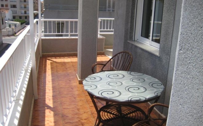 Resale - Apartment -
Torrevieja - Estacion De Autobuses