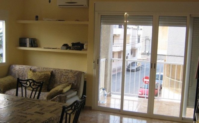 Resale - Apartment -
Torrevieja - Estacion De Autobuses
