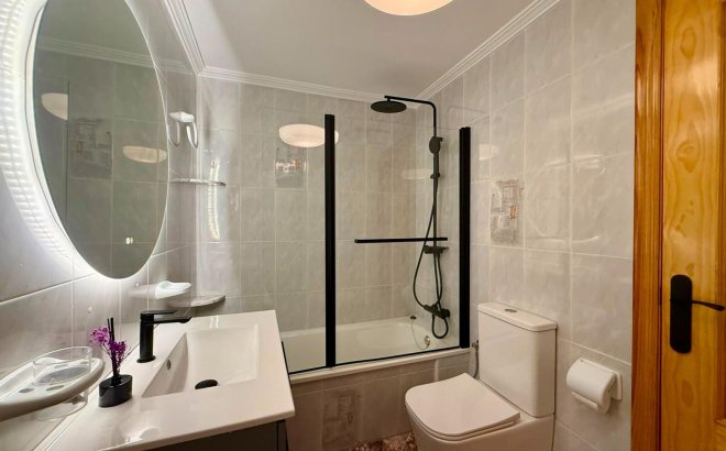 Resale - Apartment -
Torrevieja - Playa del Cura