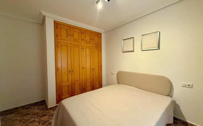 Resale - Apartment -
Torrevieja - Playa del Cura